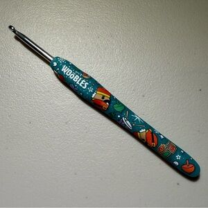 Woobles glitter edition Hazel the Nutcracker crochet hook